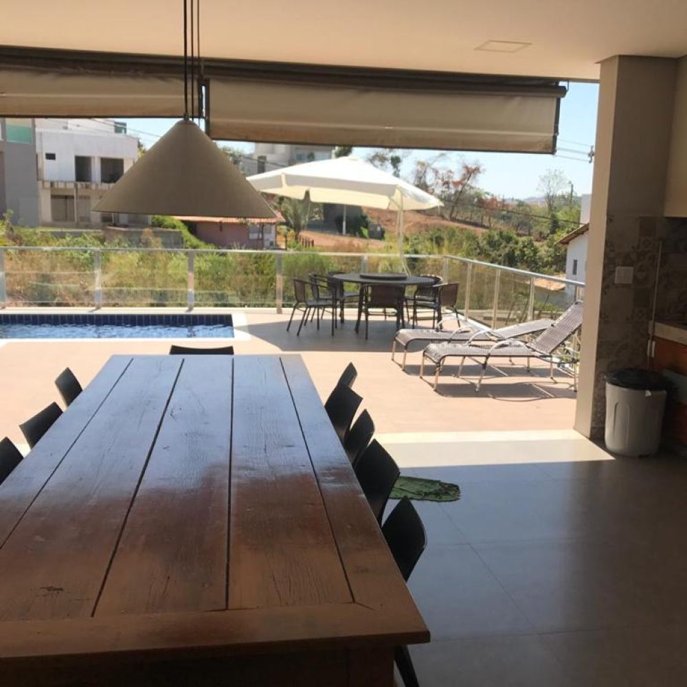 0a963851-4b82-4f04-9ef6-2e4008ef1966