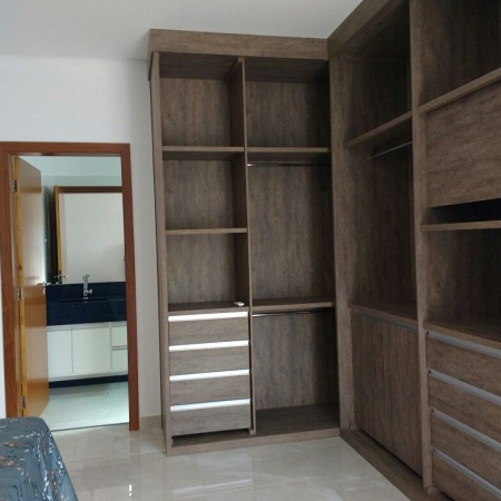 27d6e200-7bf4-4a1a-9948-2e34d39647d9