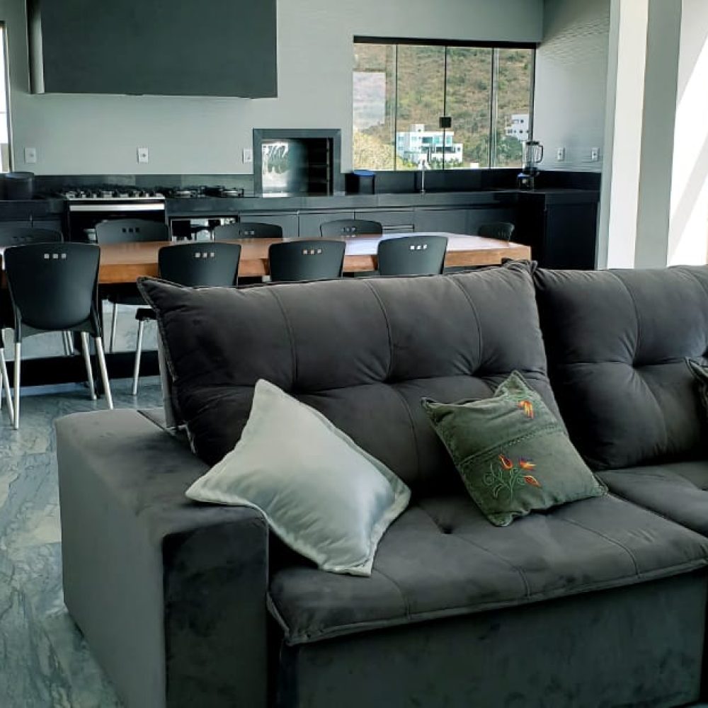 303c4e60-0778-45f2-a38c-153ab9abe654