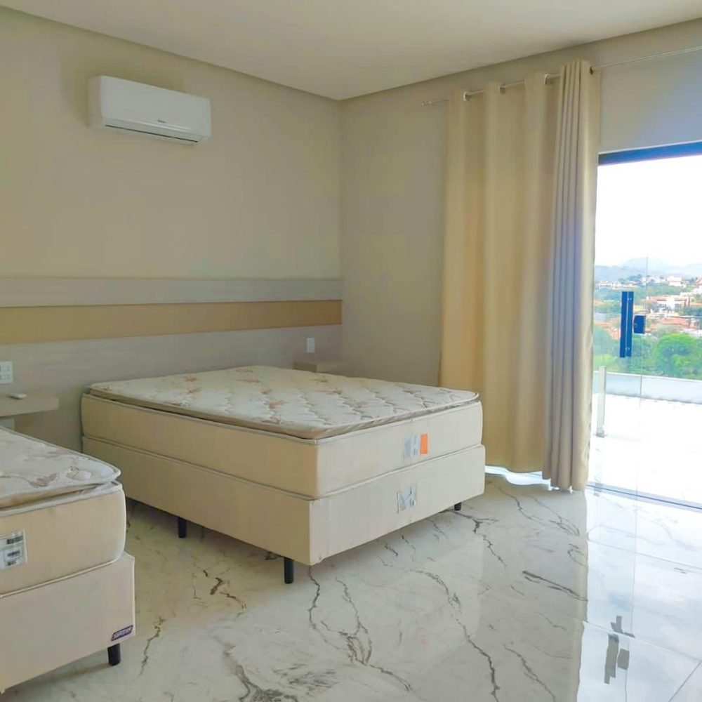 4a66f7c9-1536-487c-acbb-20b88007e222