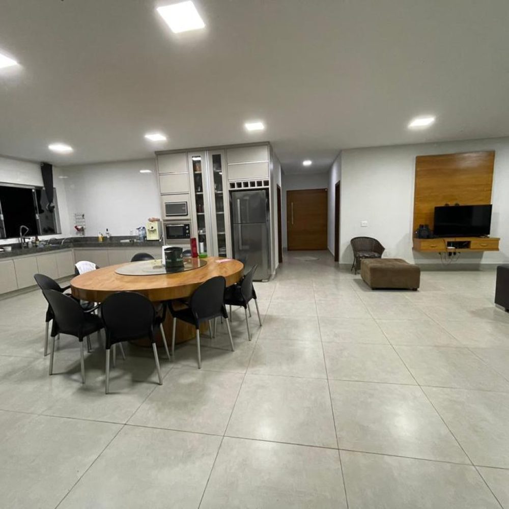 6bff0ef1-4f45-48dd-8099-2db19bb6da48