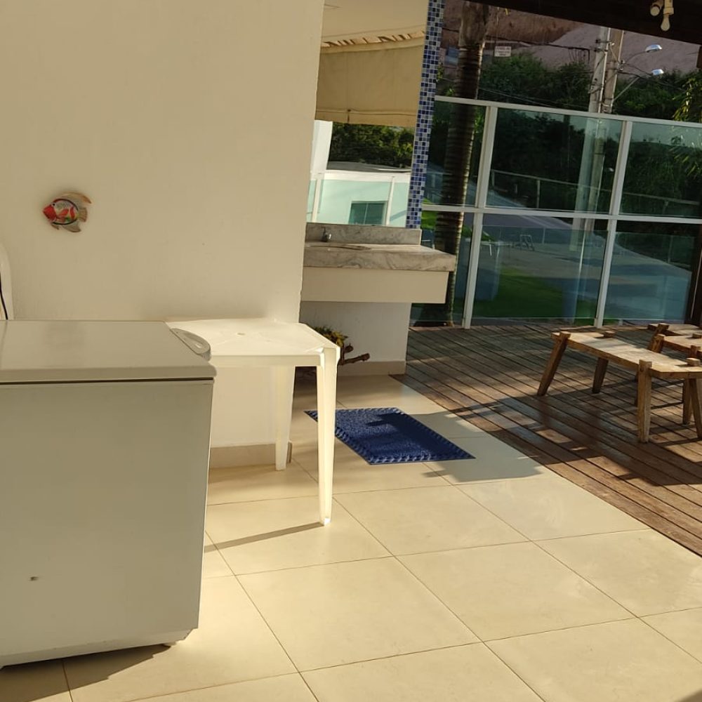 8e018c7d-fd57-434f-b0fe-0a04c412be71