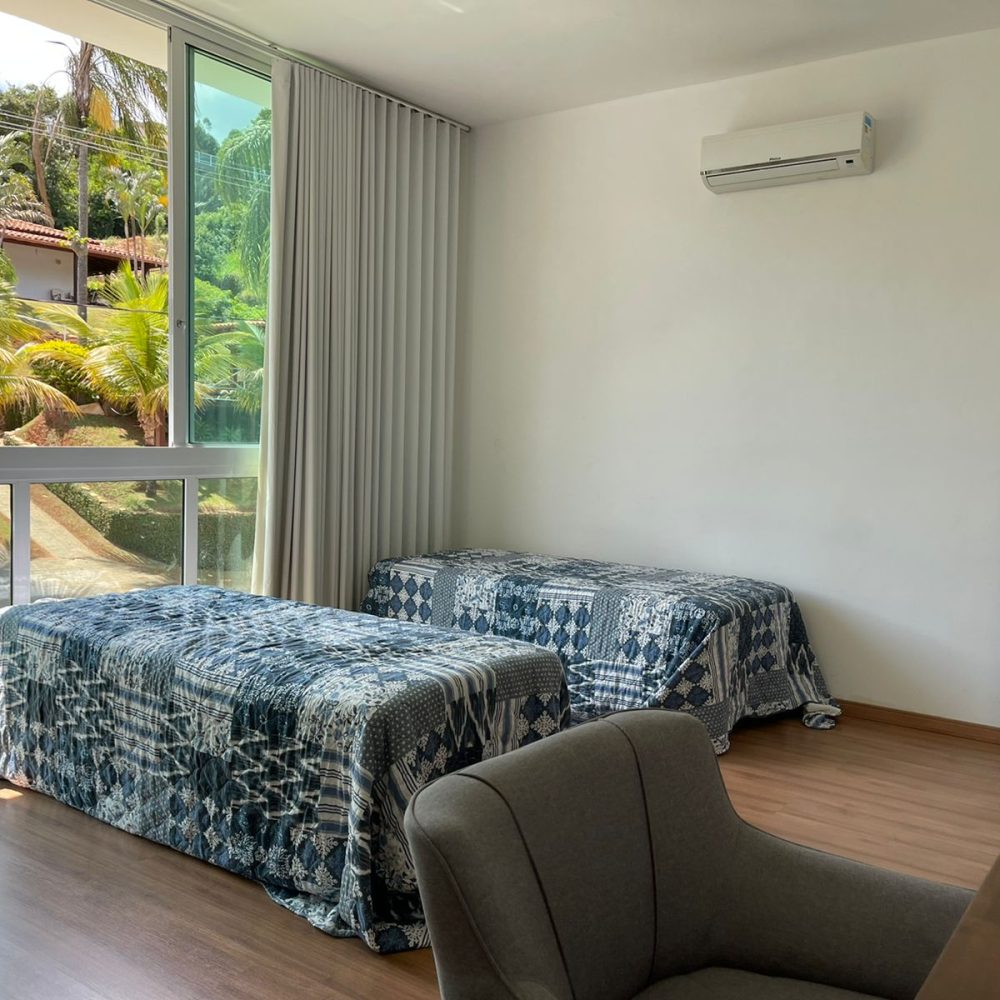 90454eb4-ff47-4078-a984-b11033a50330