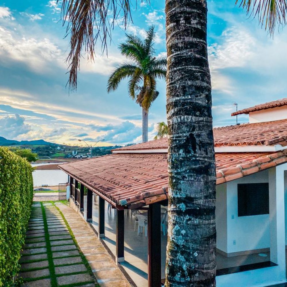 a249f488-3913-4a38-9be6-a74341e8a8b3