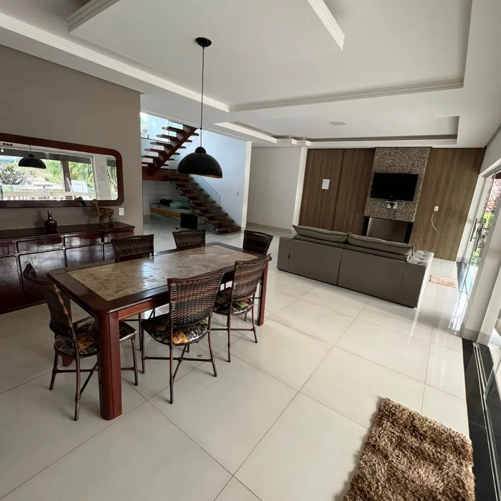 a8ba5d9c-1a69-402a-9b49-c9105c05c844