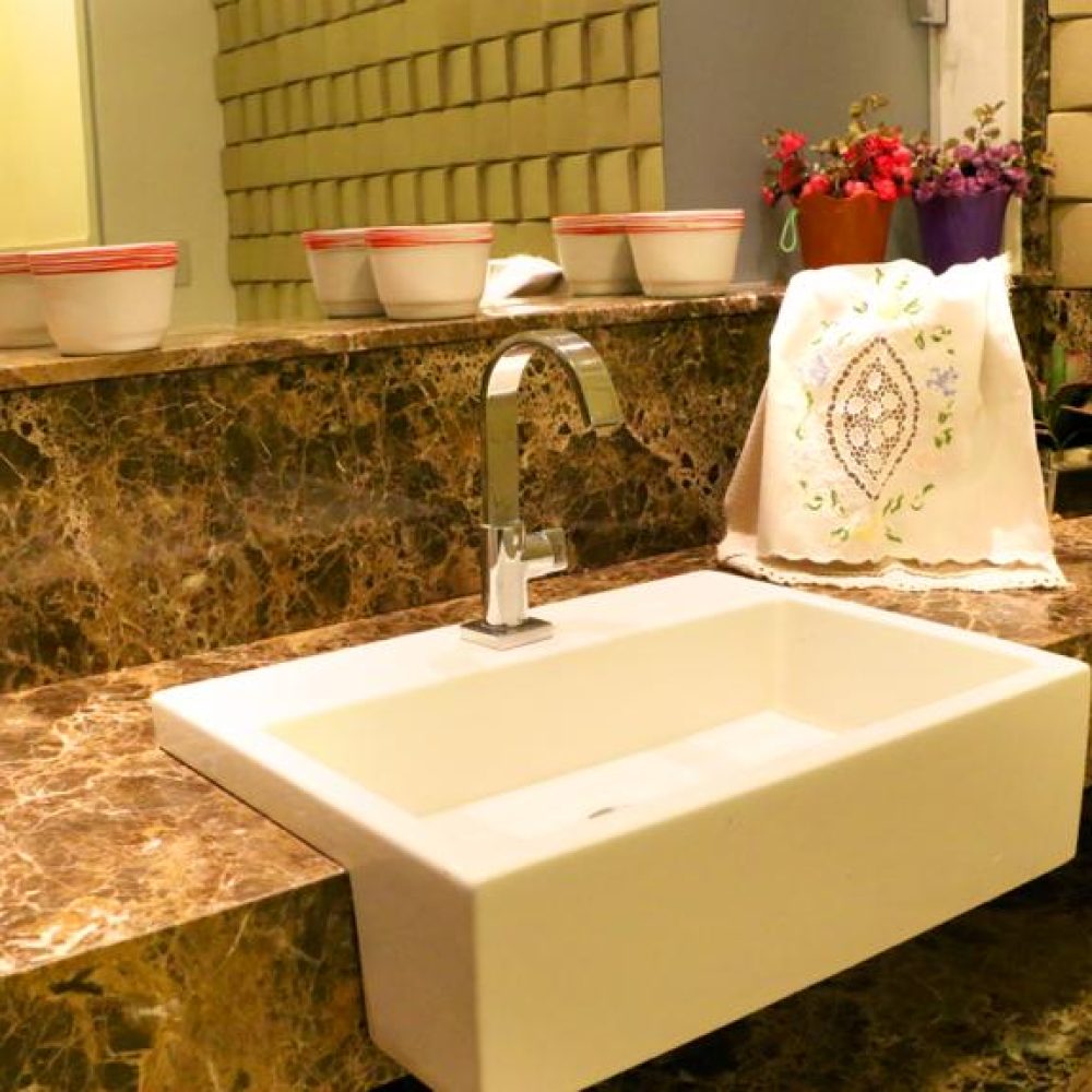 aaf2b02d-0a3e-4e20-a322-45f2c34f4a94