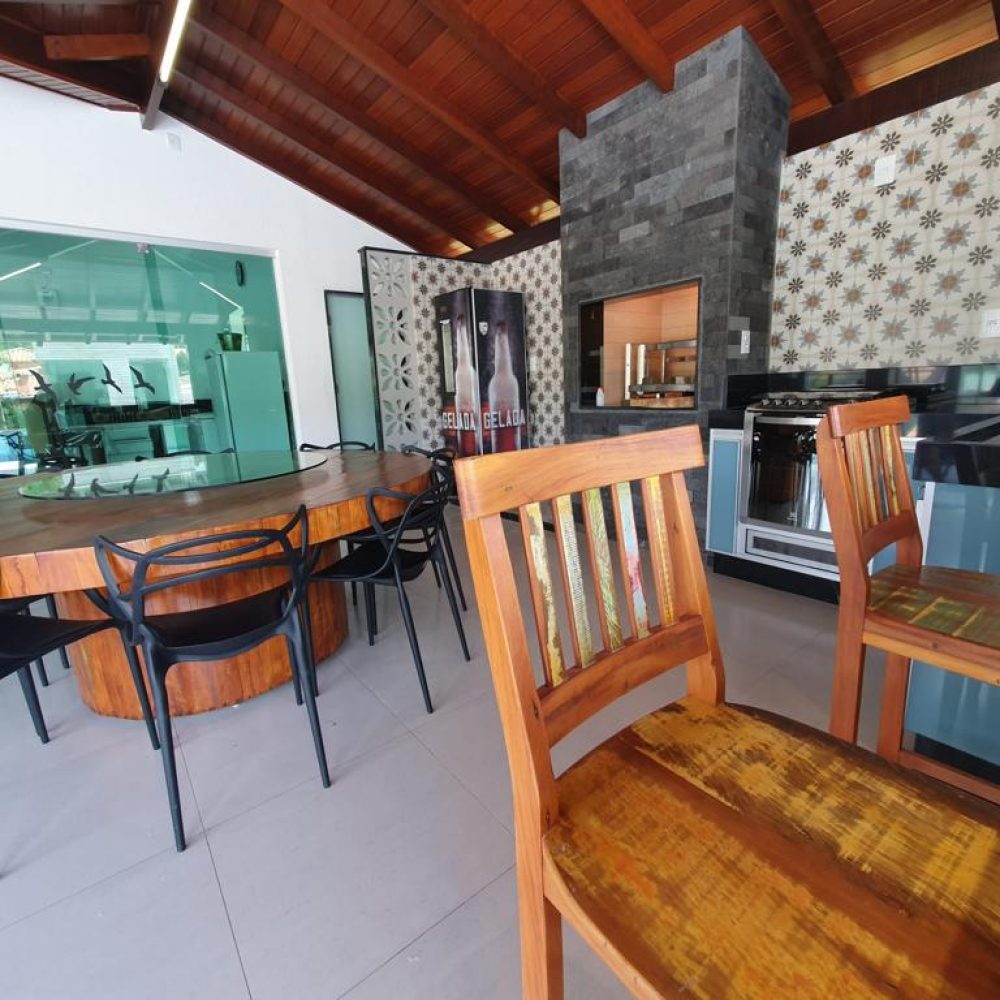 ab2d1b35-e7db-4100-8710-5b40847cc664