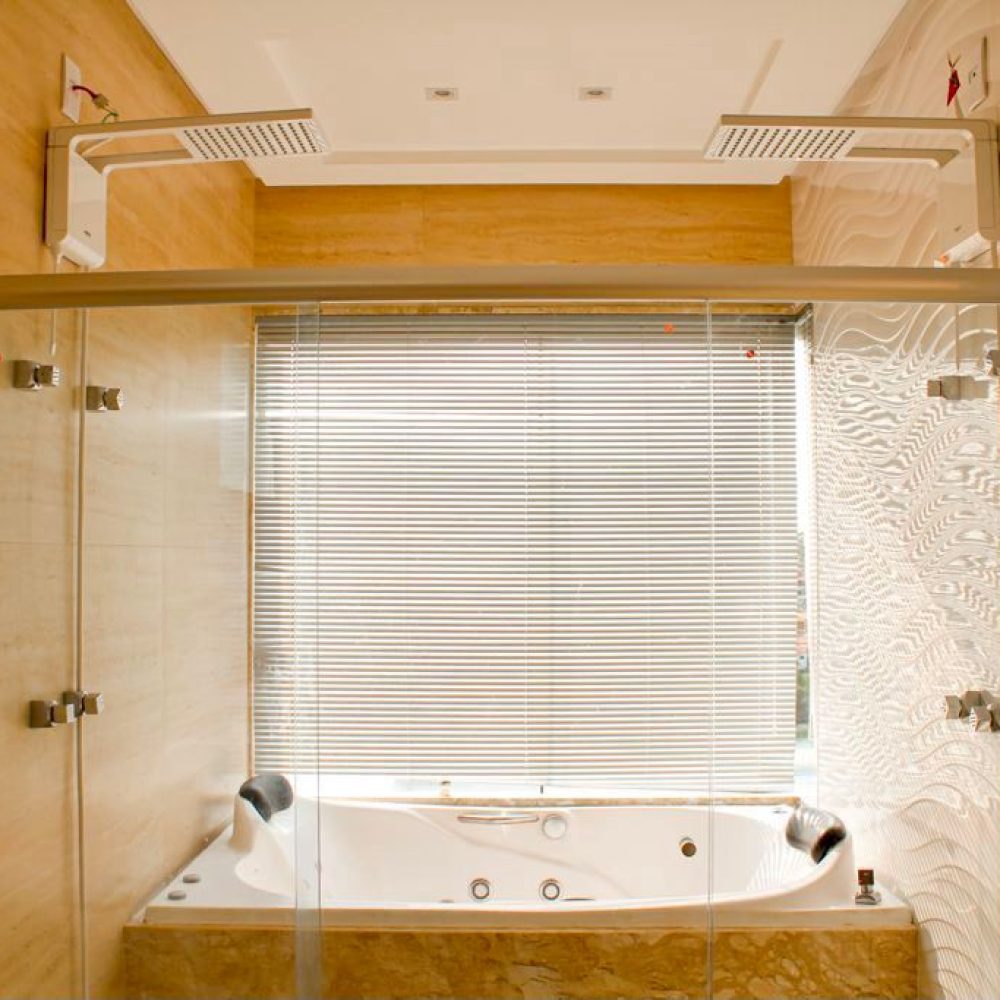 b5b620ba-dca9-4dff-ae11-3c8cde99621e