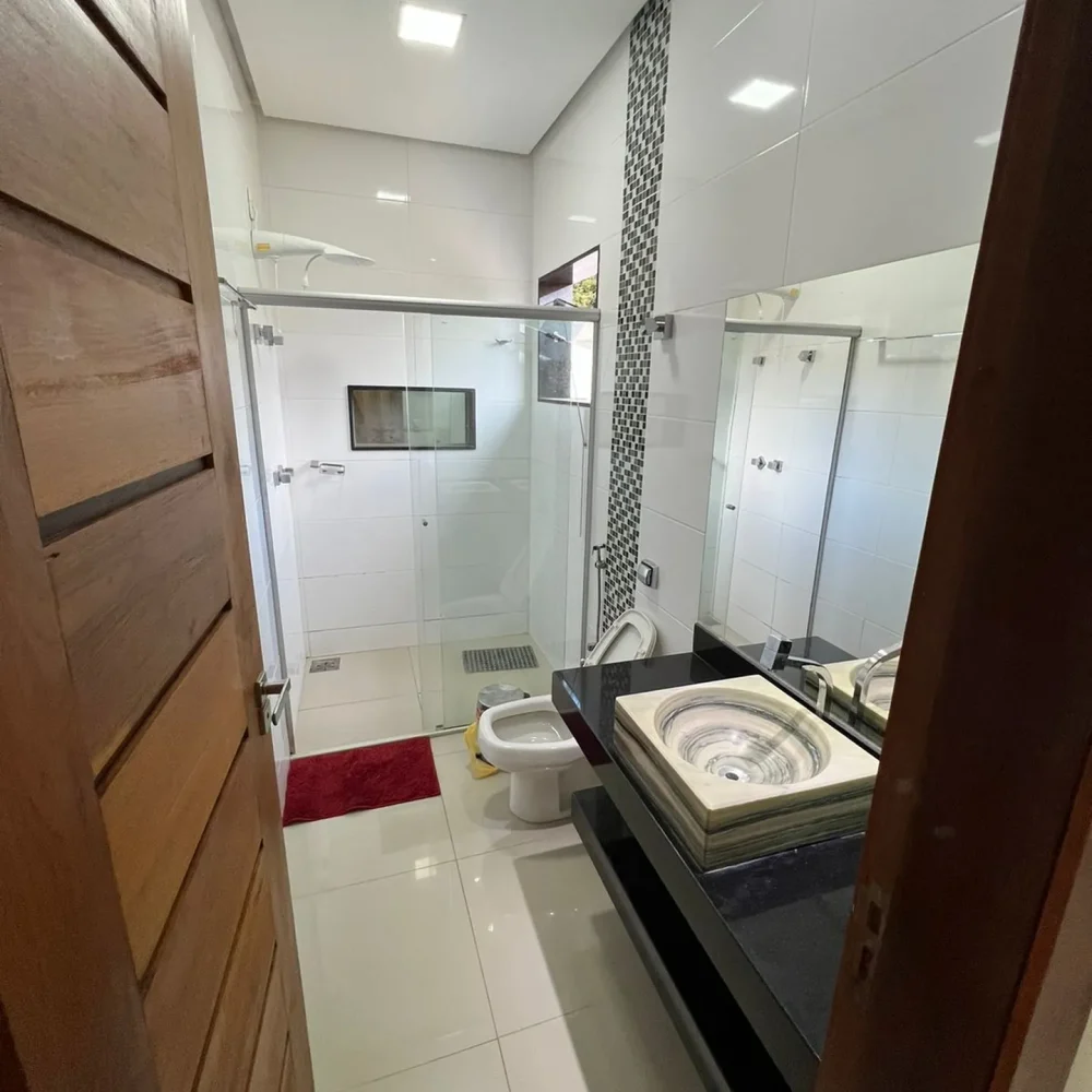 b76a7b51-9824-43d6-9cc0-de80f8582bea