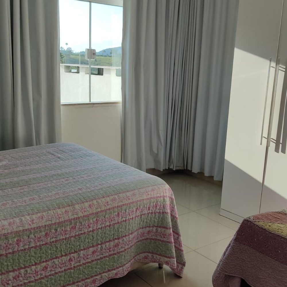 bd2e65c4-3a4b-4da2-815e-ca42786e1456