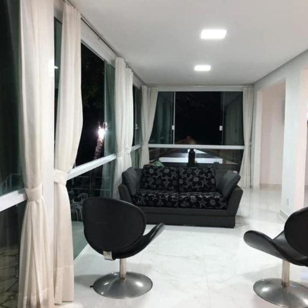 bdccfb57-32ff-4fce-84a7-32b1e0069792