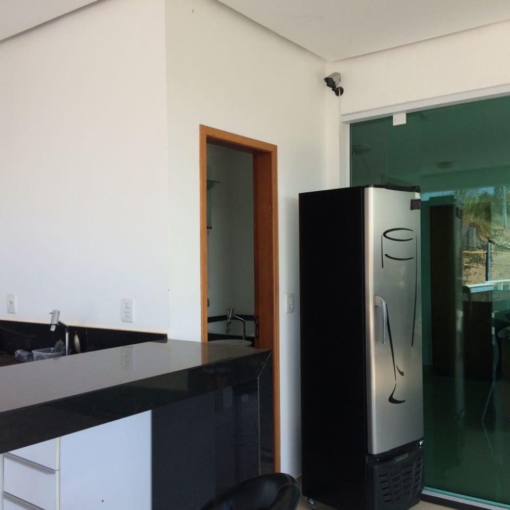 c04ac6ae-a144-4d39-bd68-8761ad4a6b54