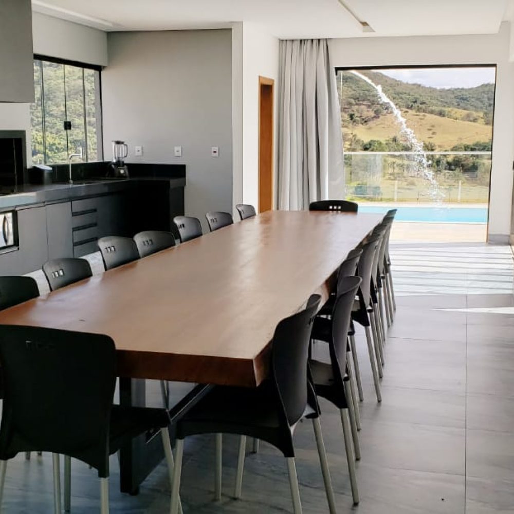 c73190c6-4a3f-4332-a69d-1b41f4c28629