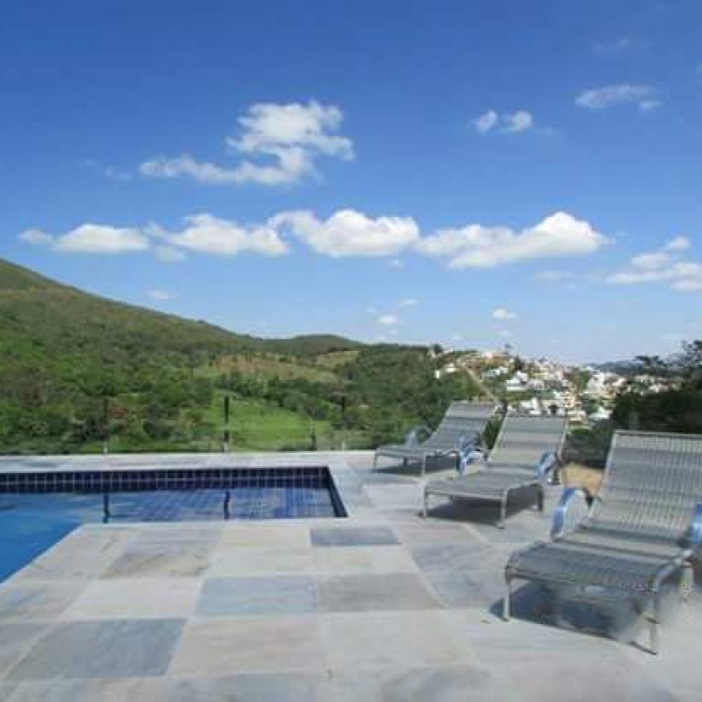 d04537ff-8816-4d79-ae28-388a507fc5ab