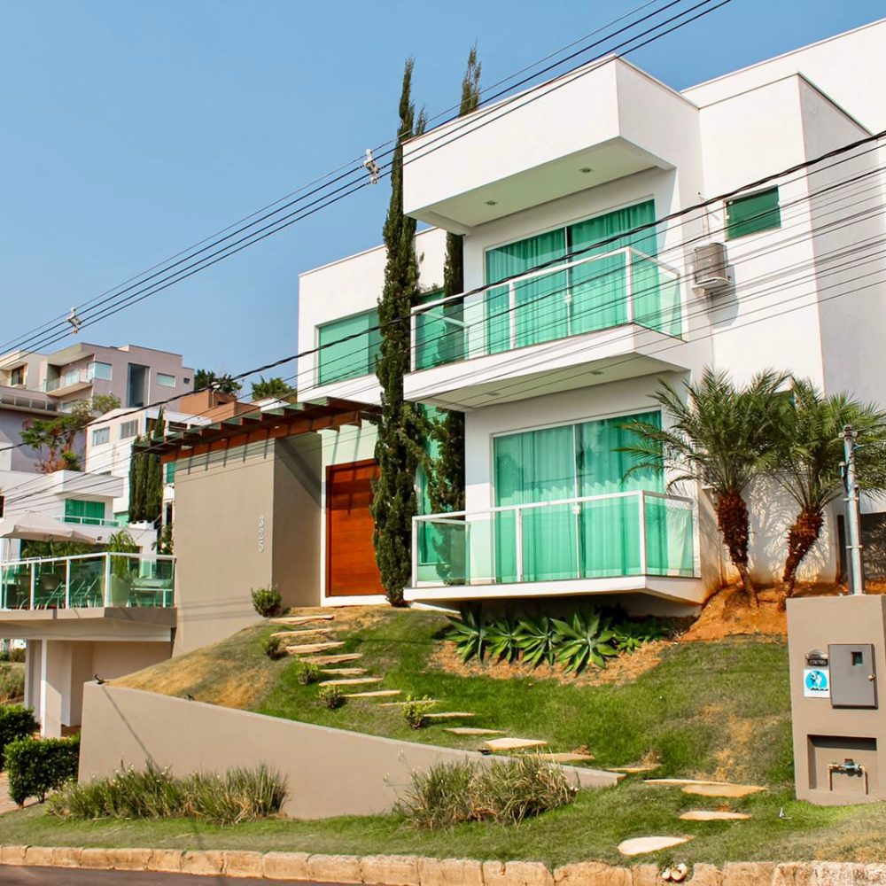 db2a8677-6063-4449-adbf-fe9c9e8cc639