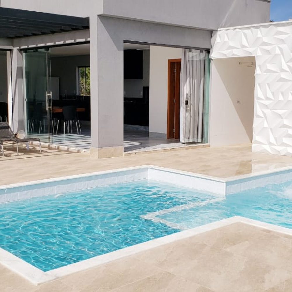 ec544c9d-2d17-4ed1-8ece-3f1e95b28db1