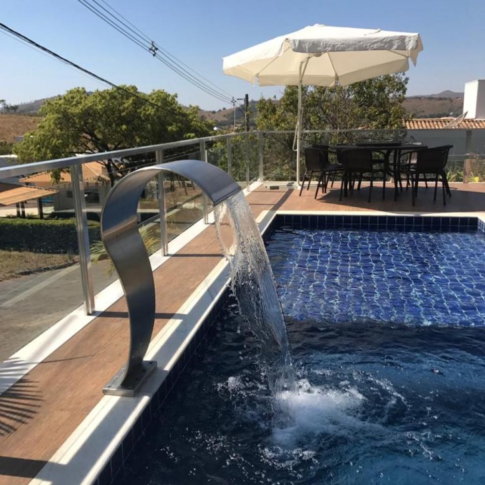 f60674e1-dcfc-48b1-aef9-72921868c3b5