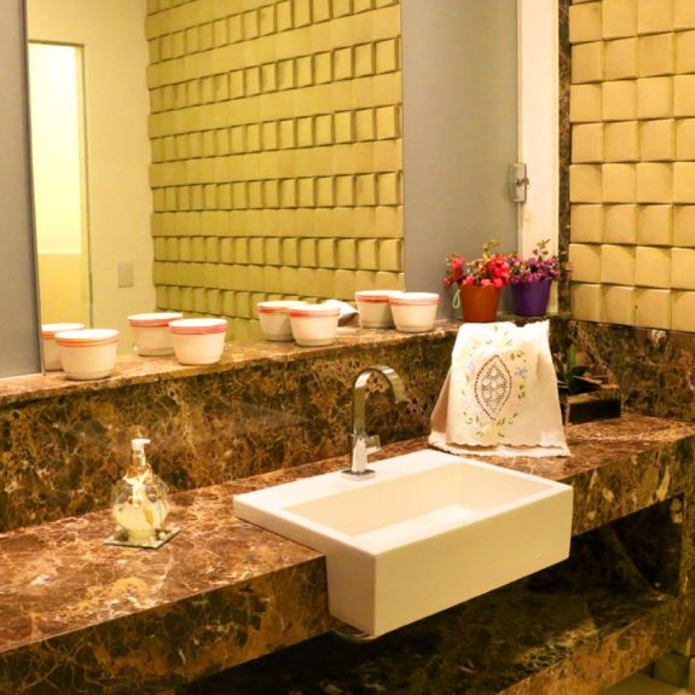 f6503ef5-0206-46ef-9df3-e31e851f416a