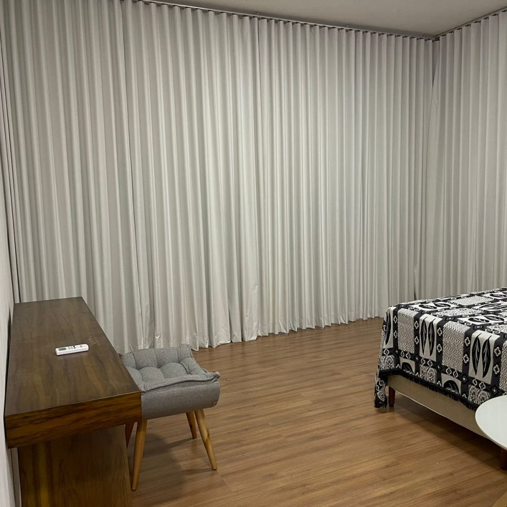 f95ec0eb-f40a-405e-86d2-3453709d8c98