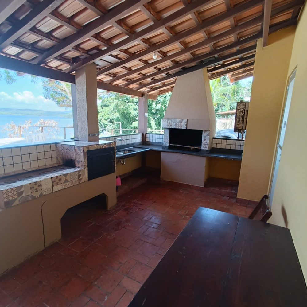 fe8ebc07-c71f-4f08-8e9b-8b1f209bfc6c