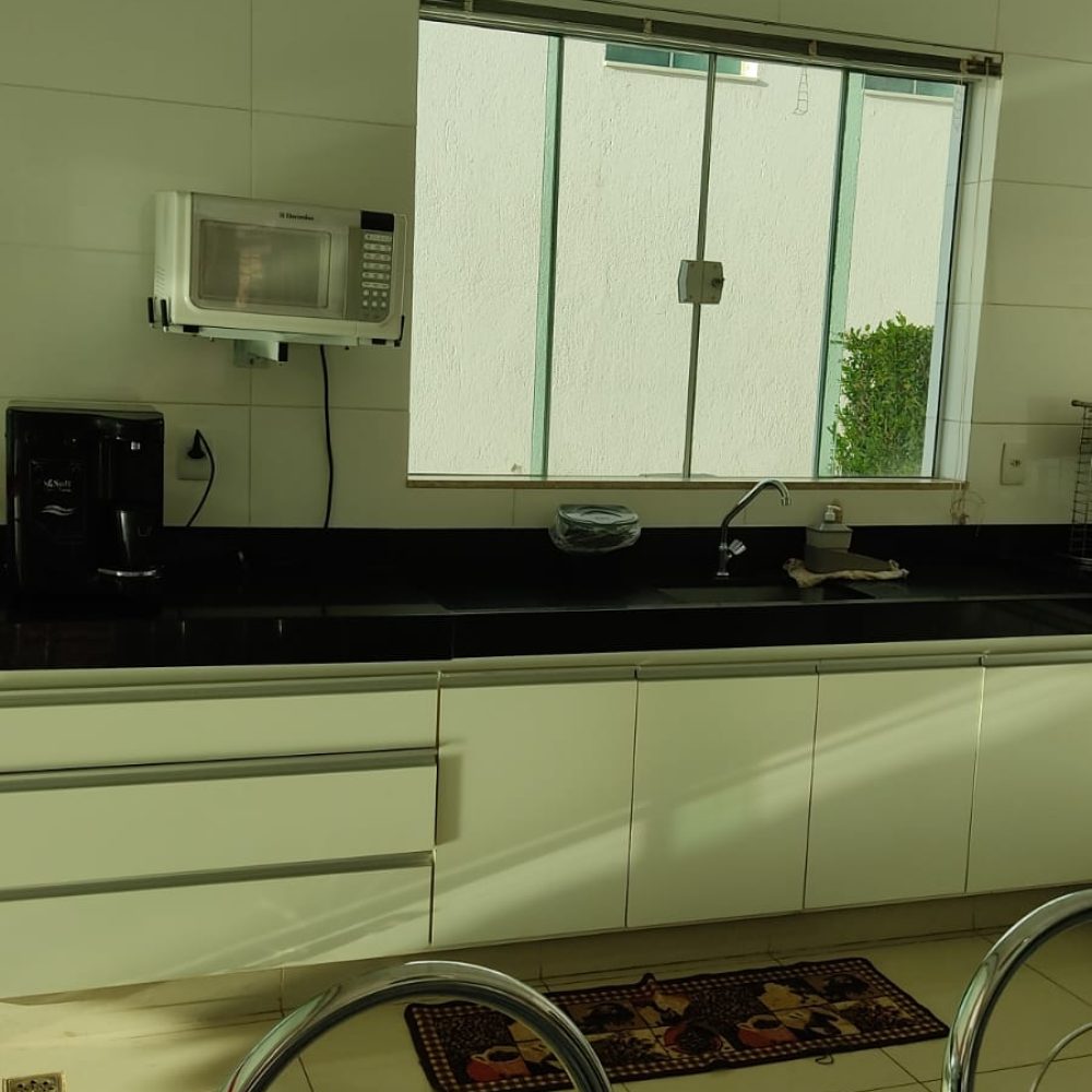 ff94e5c8-82e9-4115-976f-d8ba30067aa2